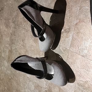 Madden Girl -  Size 6